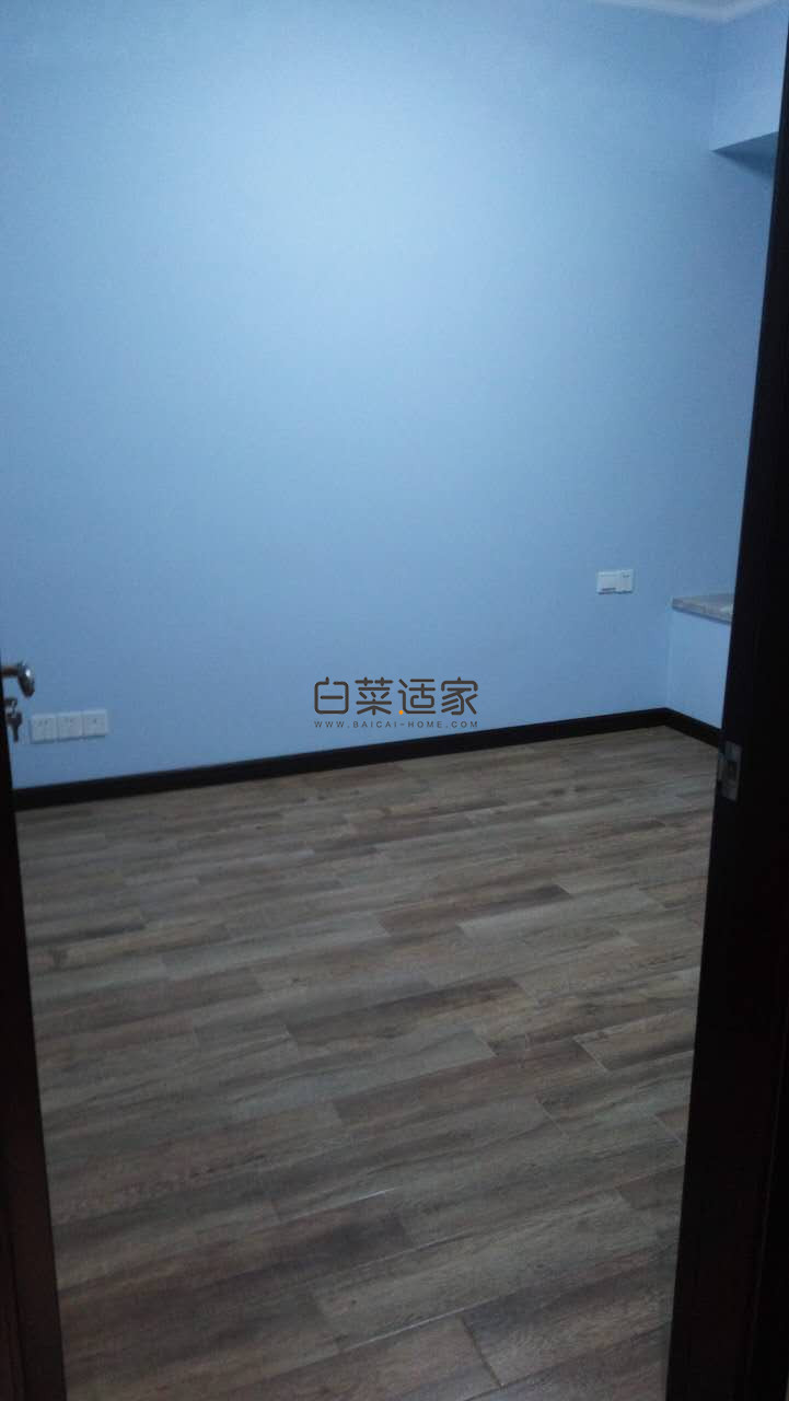 174121kmsjsdeejmjau44v.jpg